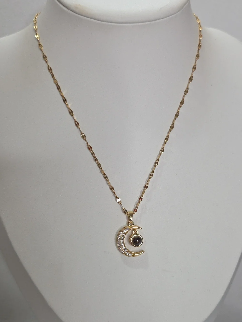 Women's Gold Tone Stainless Steel Moon Celestial Lip Chain Necklace Pendant New